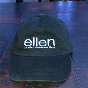 black Ellen hat